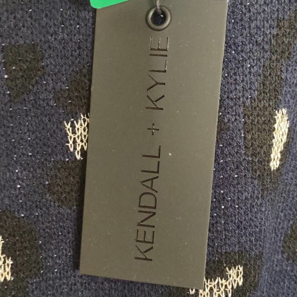 Kendall & Kylie Animal Print Sweater XL - Picture 10 of 12